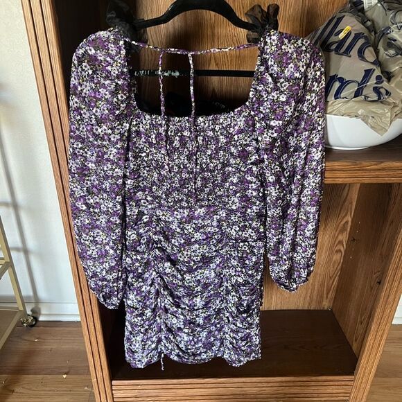 ASTR MARDI FLORAL DRESS - Picture 3 of 6